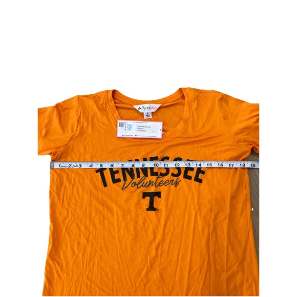 Flying Colors Tennessee Volunteers Shirt Brand New Size Small Women's - Picture 4 of 5